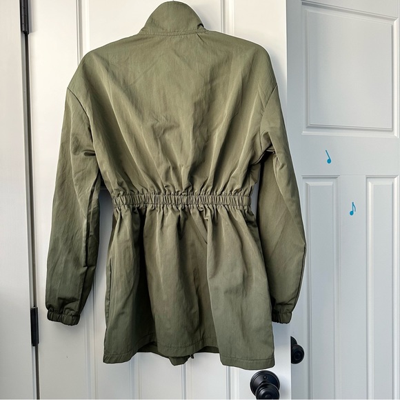Flattering Lightweight Elastic Waist Snap Button Front Jacket-Army Green -Size M - Picture 6 of 14